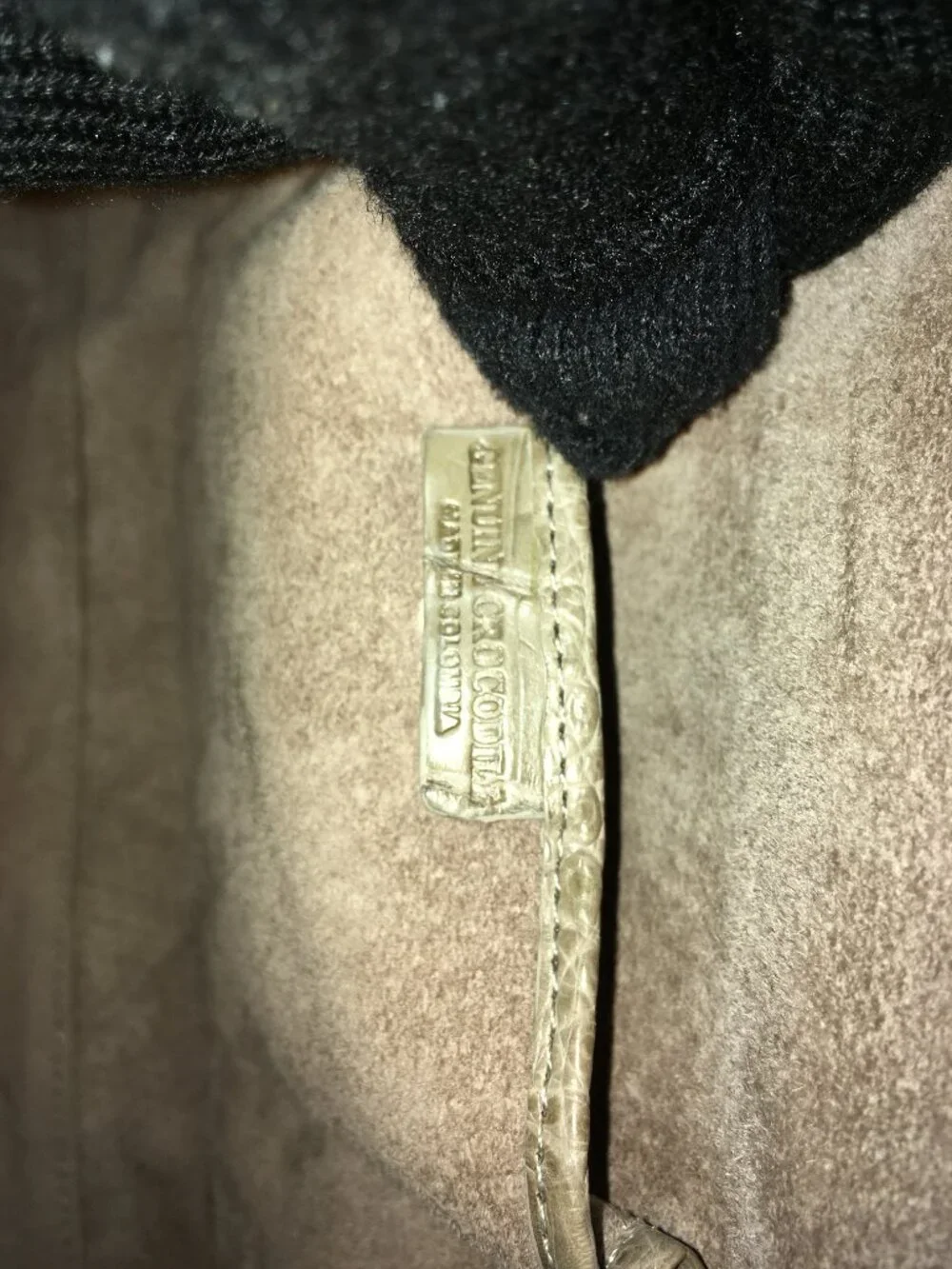 **NEAR MINT** 100% AUTHENTIC NANCY GONZALEZ CROCODILE TOTE $3,100 (TAUPE)